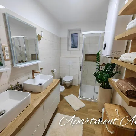 Andy * メドヴォデ