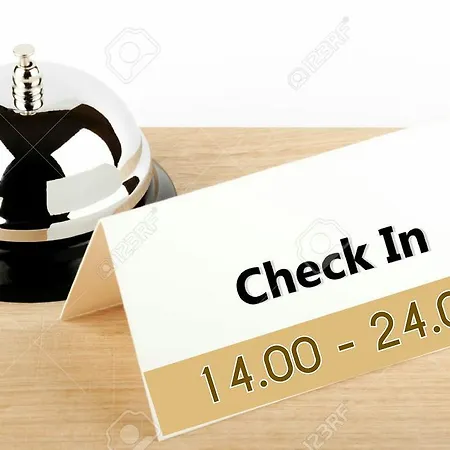 アパート Andy メドヴォデ